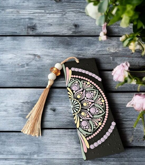 Mandala Bookmark – Soft Petals